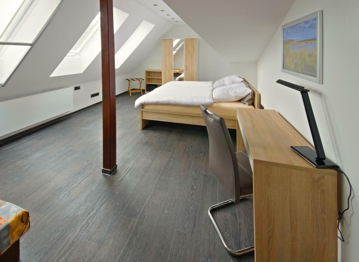 Ferienwohnung Lausitzer Seenland Tom Grossraeschen Exterior photo