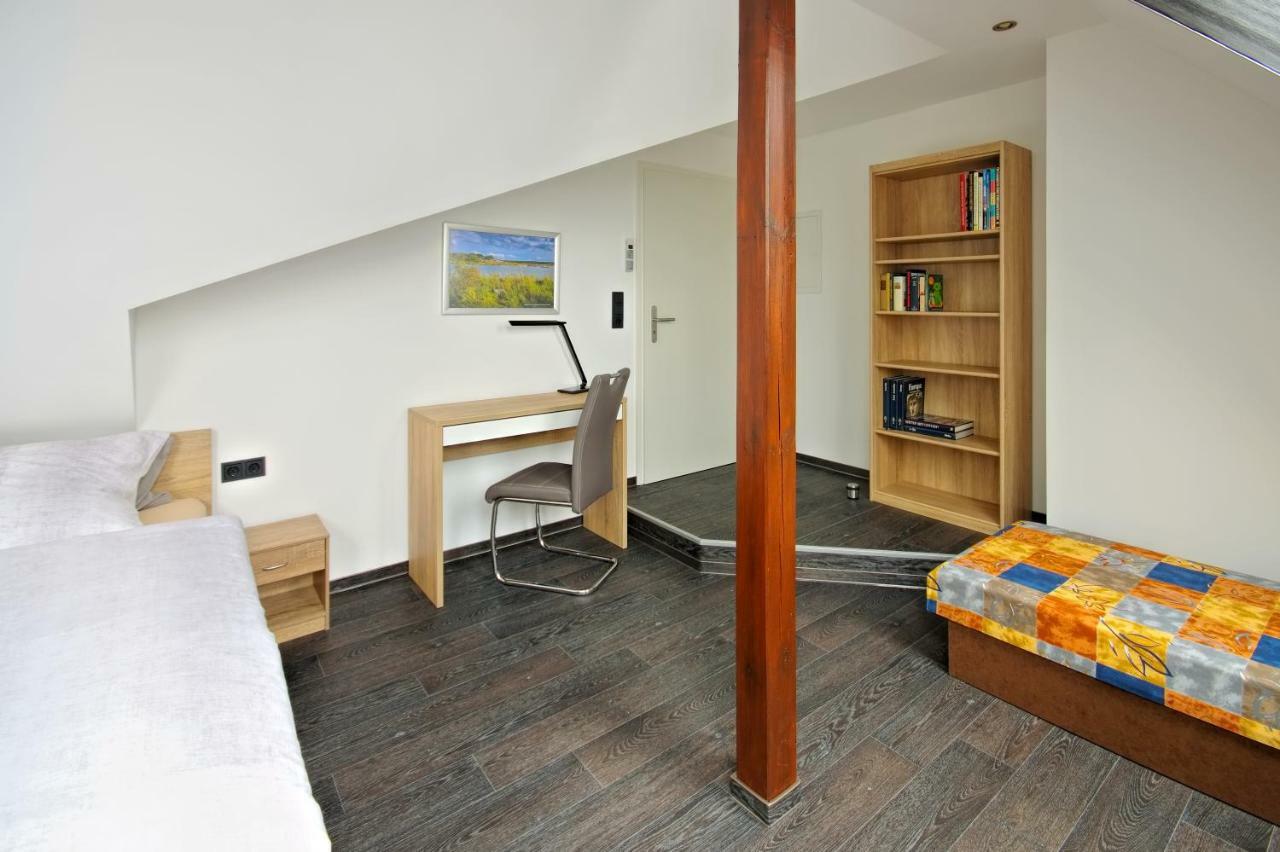 Ferienwohnung Lausitzer Seenland Tom Grossraeschen Exterior photo